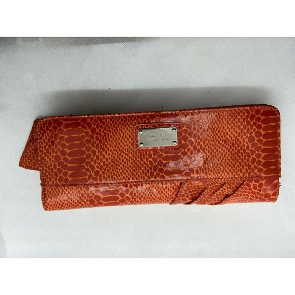Nine West, Snakeskin Bow Clutch - Picture 6 of 11